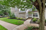 Plymouth Rd-1906-001.jpg