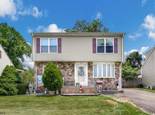 947 Raritan Rd, Clark, NJ 07066
