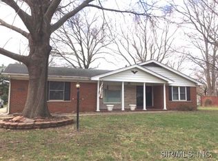 113 Mark Trail Dr, Glen Carbon, IL