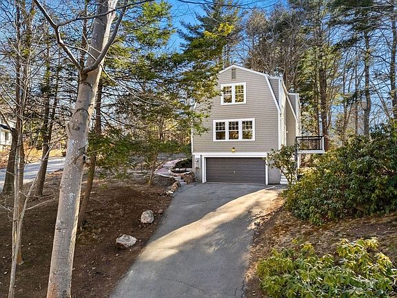 2nd image of 11 Woodholm Rd