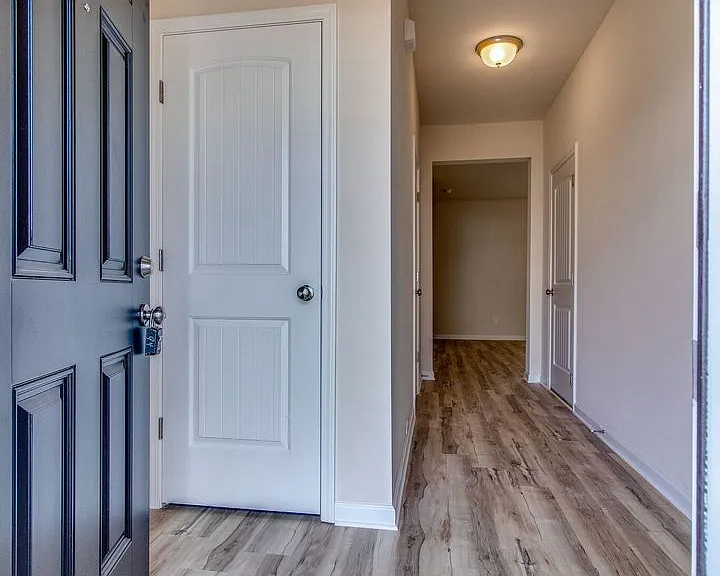 2608 Sherman Way — Photo 4