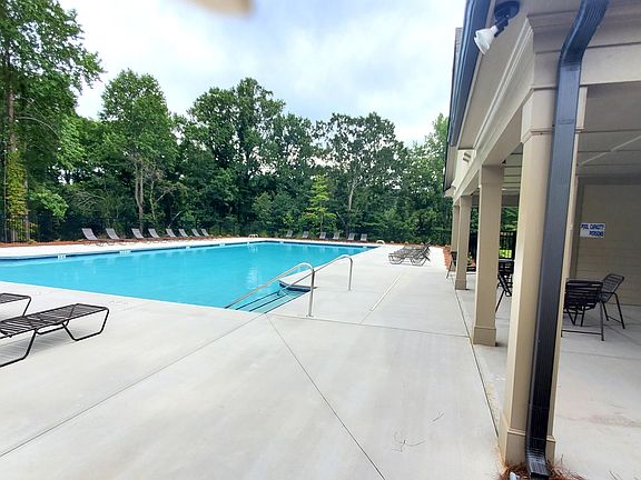 4th image of 4088 Brookmont Way