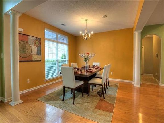 3rd image of 5136 Wemberley Dr