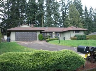 14370 S Hawthorne Ct, Oregon City, OR 97045