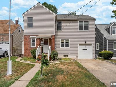 110 Central Ave, Rochelle Park, NJ, 07662