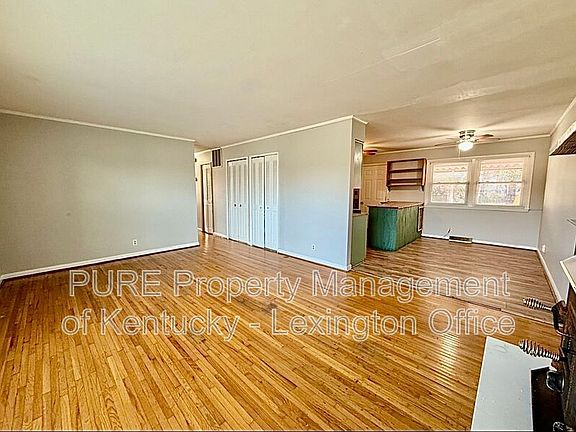 4th image of 2364 Shandon Dr