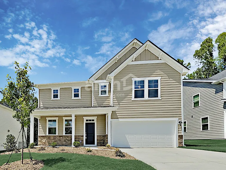 143 Willowbrook Dr — Photo 1