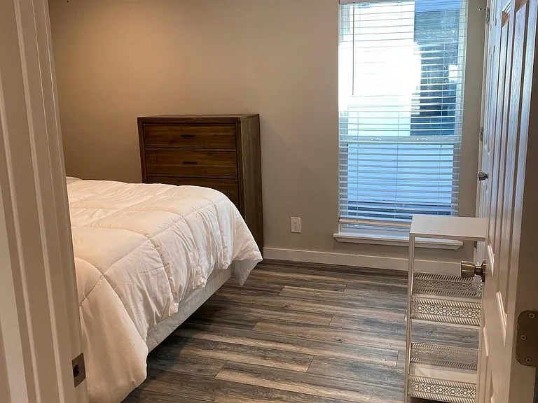 2201 N Garrett Ave #204 — Photo 18