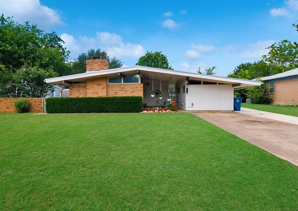 118 Rosedale Ave, Keene, TX 76059 Zillow