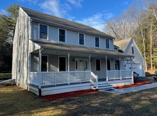 530 Leadmine Rd, Sturbridge, MA 01566