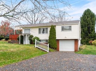 60 Fezell Rd, Freedom, PA 15042