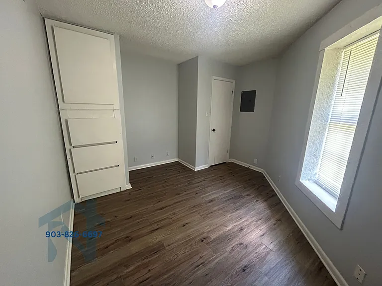 301 Pine Wilderness Dr — Photo 5