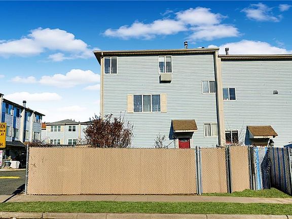 2nd image of 257 Candon Ave