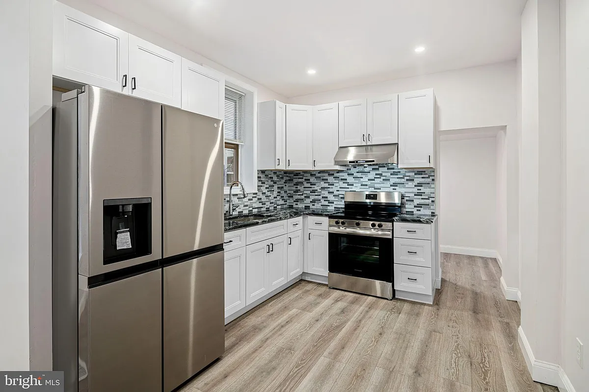 Building Photo - 5907 Osage Ave #1