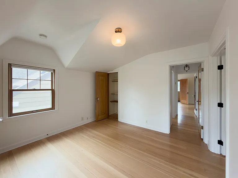 5000 Cedar Ave S — Photo 4