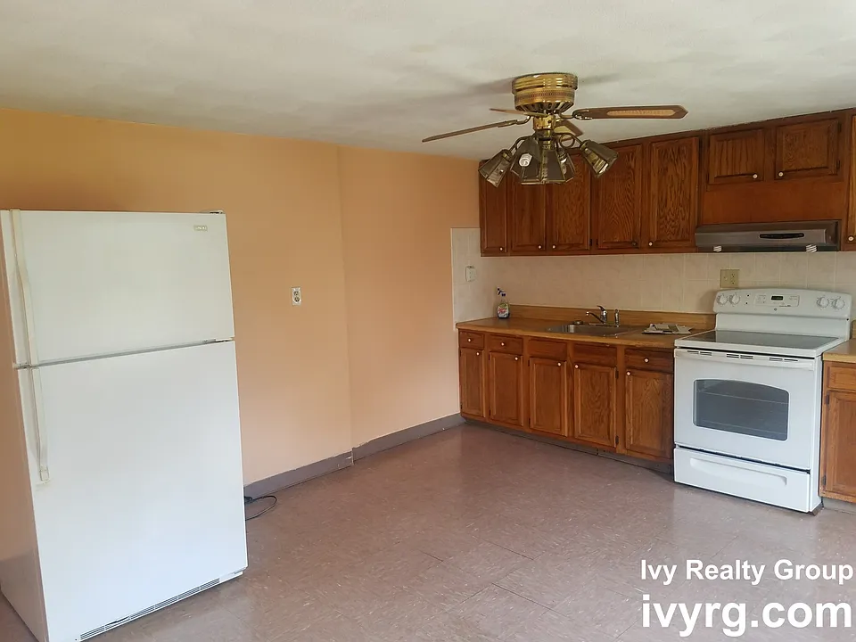 46 Oliver St #1