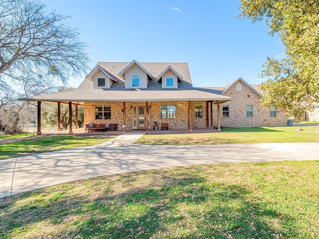 7305 Feather Bay Blvd, Brownwood, TX 76801 | MLS #20488026 | Zillow