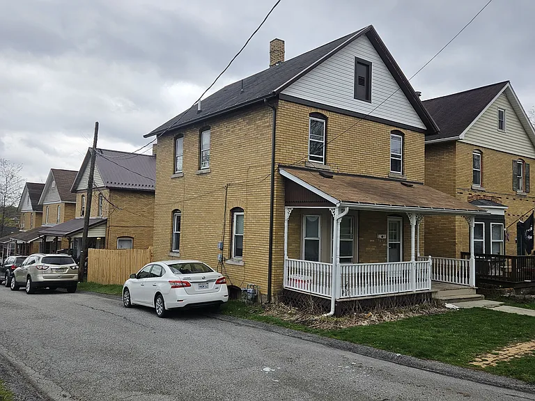 17 S State St — Photo 1