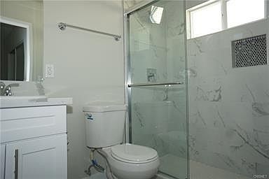 5th image of 7900 Vantage Ave