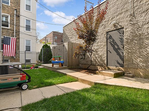 5th image of 2424 N Southport Ave