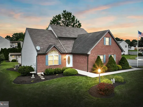 129 Winston Dr, York, PA 17408