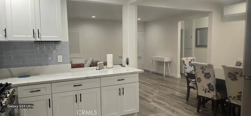 2 bed, 1080 sqft, $3,000 — Photo 4