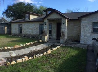 332 Tuttle Rd, Terrell Hills, TX 78209