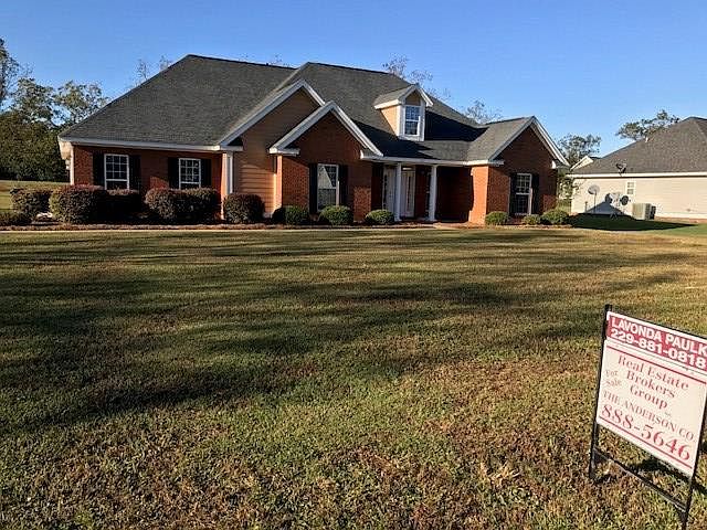 1st image of 121 Stags Leap Dr