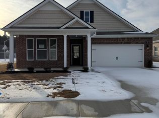 74 Harvest Dance Dr, Byhalia, MS 38611