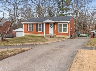 11603 Chasewood Ct, Louisville, KY 40229