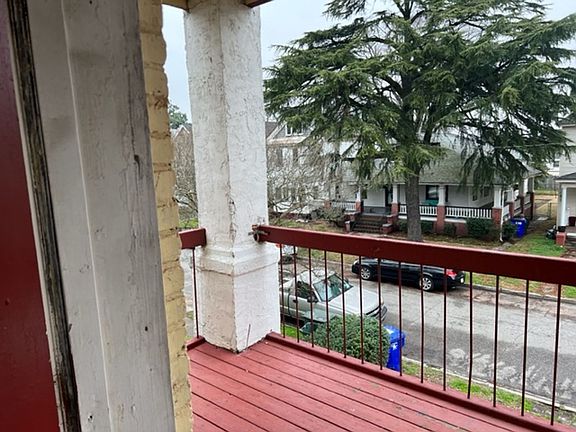 3rd image of 131 Hough Ave APT 4