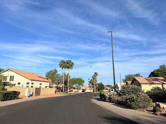 4th image of 1345 E Tradewind Dr