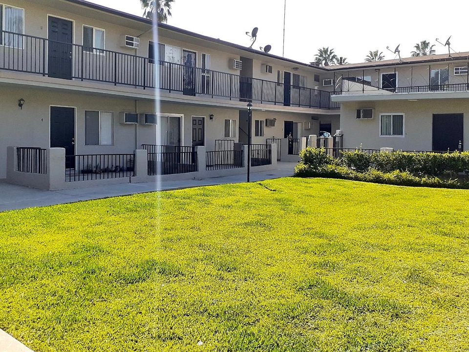 1st image of 409 N Los Robles Ave #7