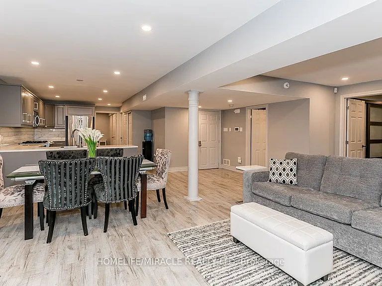 60 Edwards Dr #BASEMENT — Photo 3