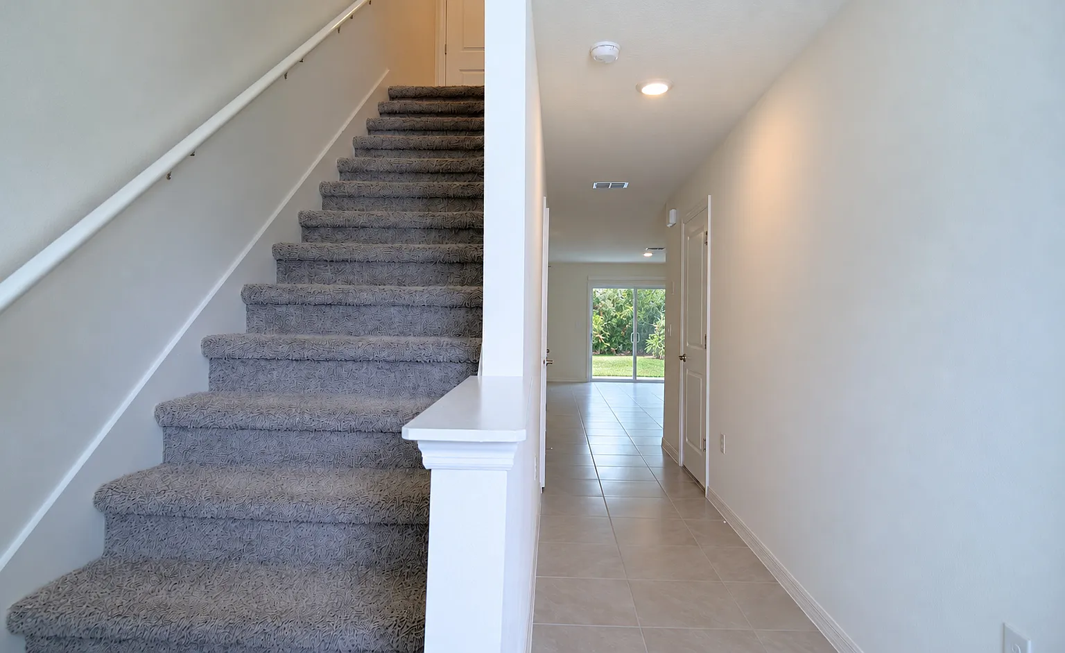 3 bed, 2.5 bath, 1505 sqft, $1,800 — Photo 2