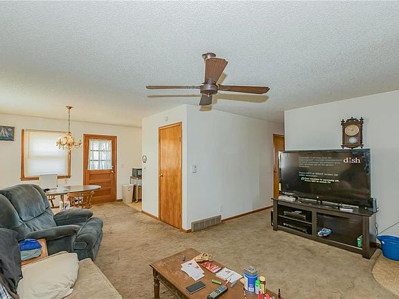 5th image of 3614 Prospect Ave