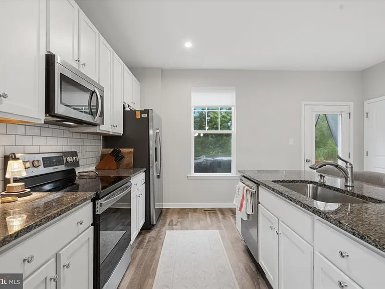 12260 Haydon Pl — Photo 14
