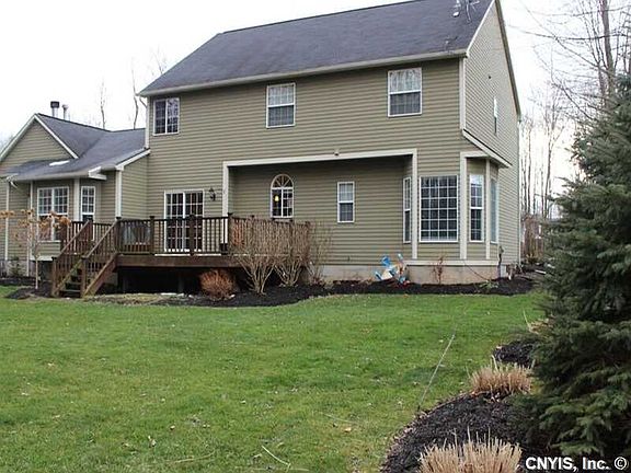 3rd image of 8224 Royal Scarlet Dr