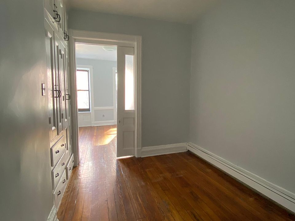 2nd image of 50 Main St #3A