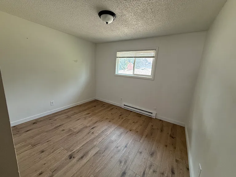 913 N Morton St #6 — Photo 6