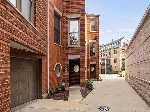 3rd image of 1149 W Armitage Ave