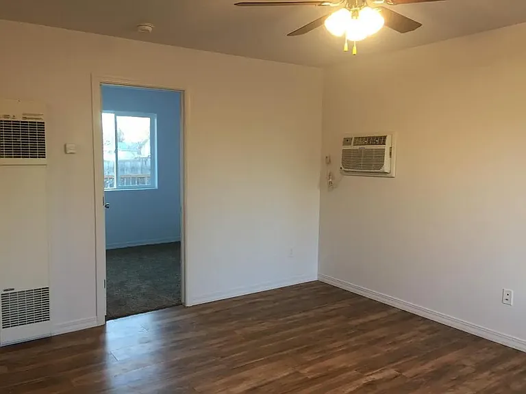 913 S Wardwell Ave #B — Photo 6
