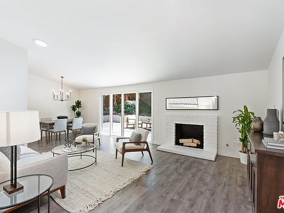 5th image of 20764 Clarendon St
