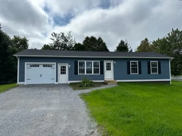 48 Arrowhead Avenue, Milton, VT 05468