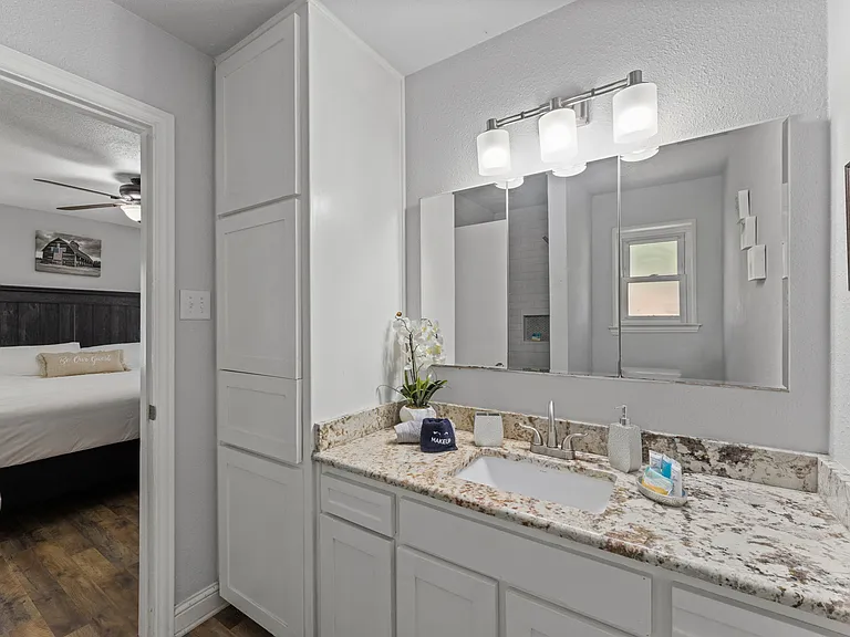 3312 Robinhood Ct — Photo 22