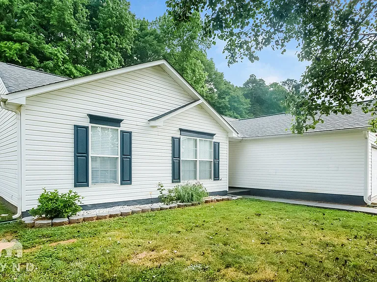2066 Chapel Creek Rd SW — Photo 12