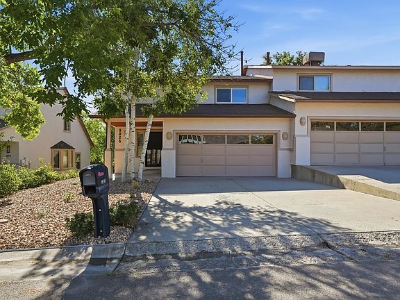 2nd image of 392 1/2 E Valley Cir