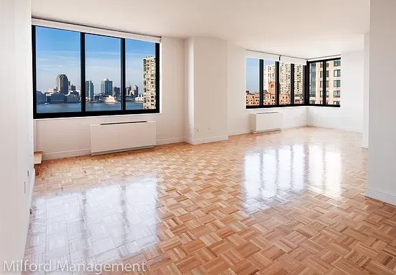 3rd image of 99 Battery Pl APT 16G