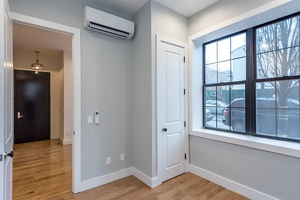 Rented by Nooklyn NYC LLC | media 15