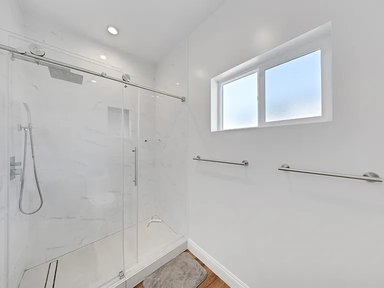 415 N Toland Ave #D — Photo 6